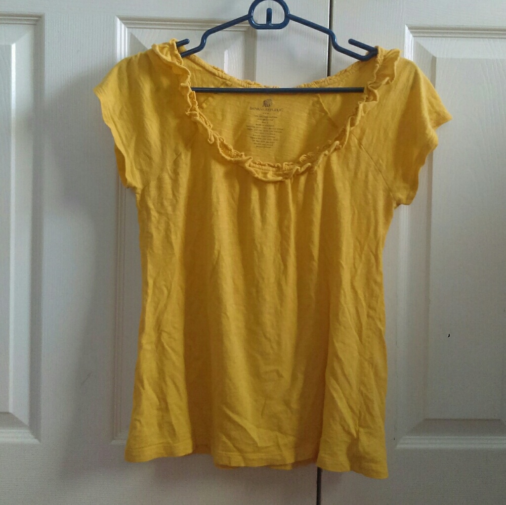 Organic cotton blouse with ruffles